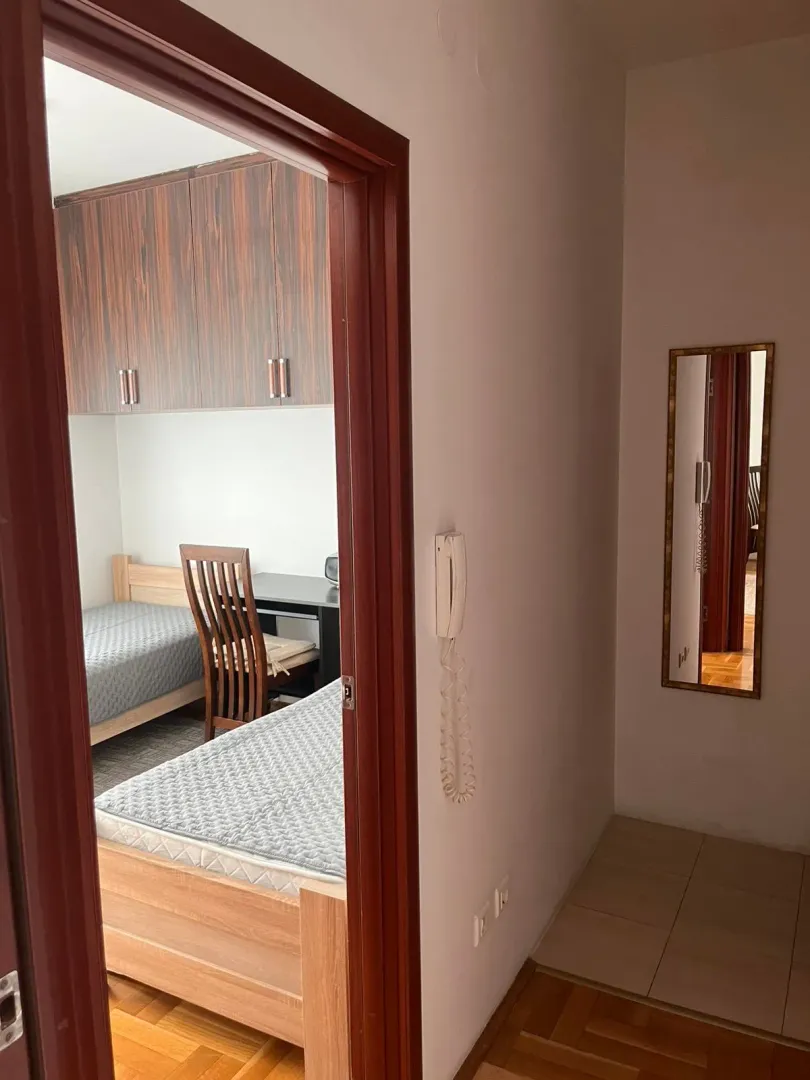 Rent, one bedroom apartment, 39m², Blok 9, Podgorica