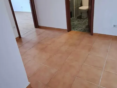 Sale, one bedroom apartment, 45m², Stari Aerodrom, Podgorica - image 4