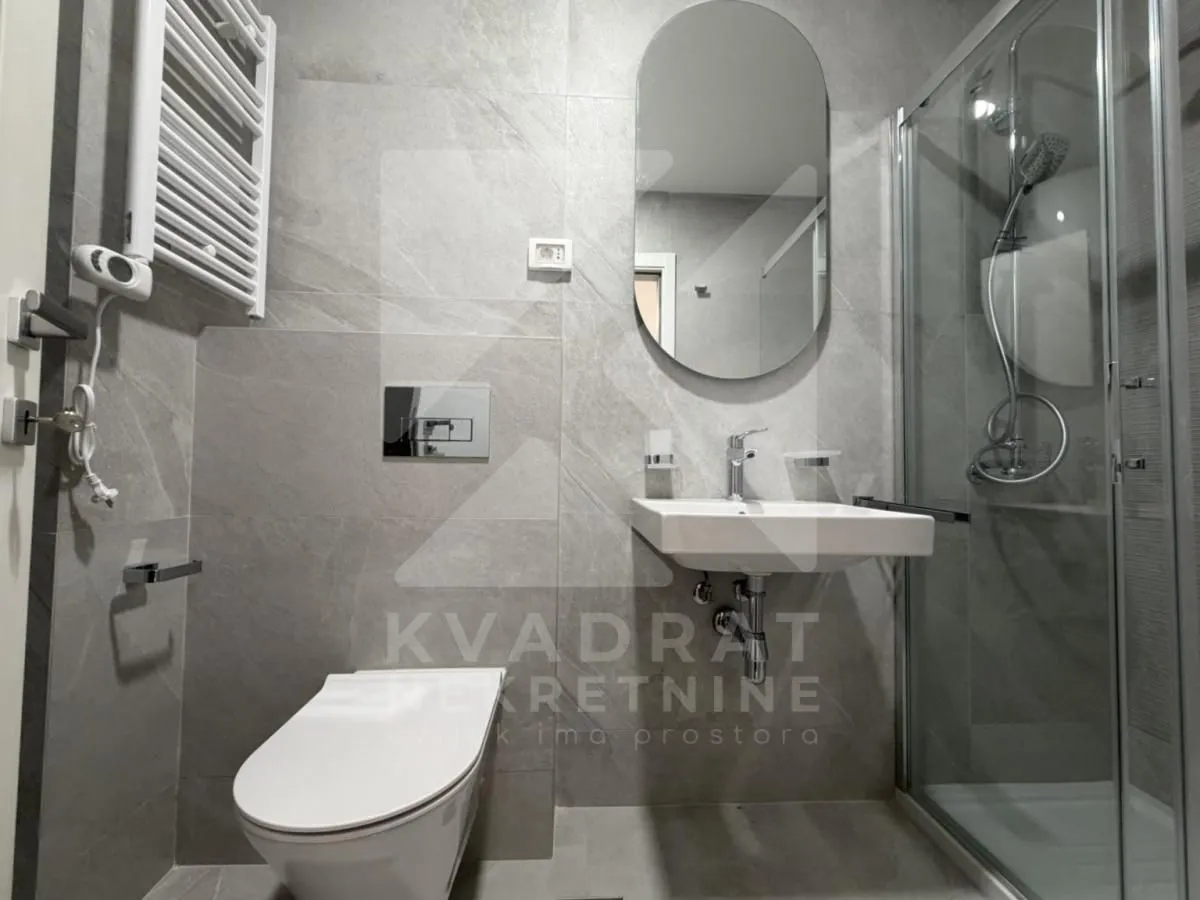 Rent, office space, 40m², Central Point, Podgorica