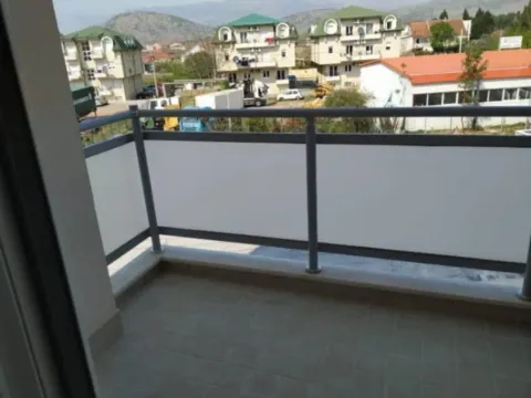Prodaja, jednosoban stan, 48m², Zagorič, Podgorica - image 9