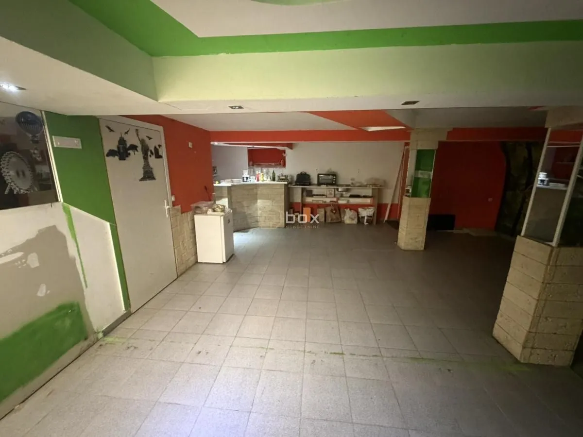 Rent, office space, 200m², Medijana, Niš
