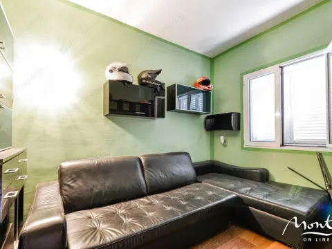 Prodaja, kuća, 194m², Tivat, Crna Gora - image 7