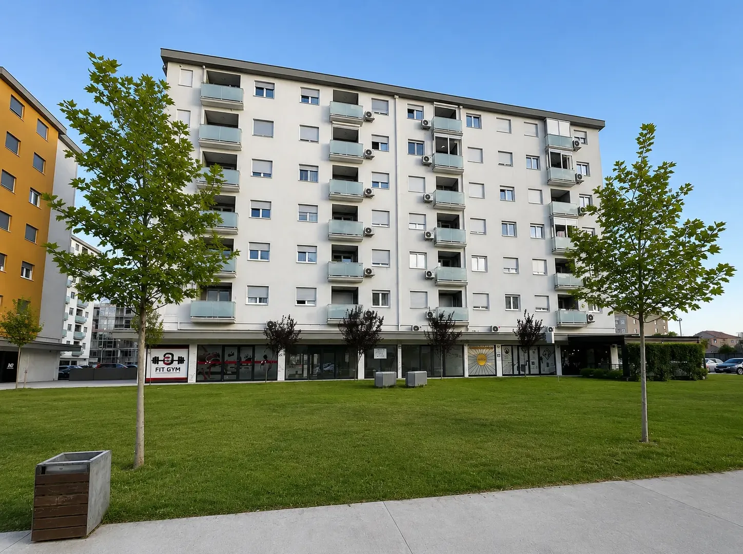 Rent, office space, 117m², Pobrežje, Podgorica