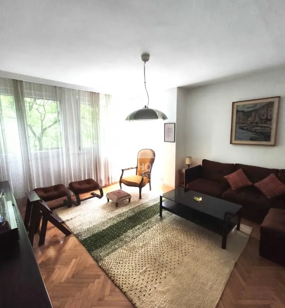 Izdavanje, trosoban stan, 87m², Južni Bulevar, Vračar Sve Podlokacije