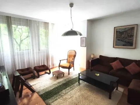 Izdavanje, trosoban stan, 87m², Južni Bulevar, Vračar Sve Podlokacije - image 1