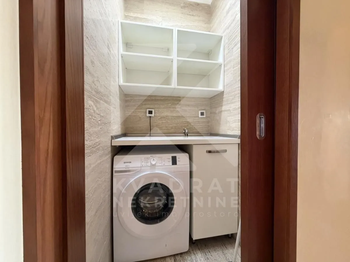 Rent, office space, 138m², Preko Morače, Podgorica