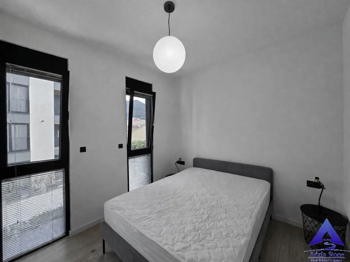 Prodaja, dvosoban stan, 55m², Donja Lastva, Tivat