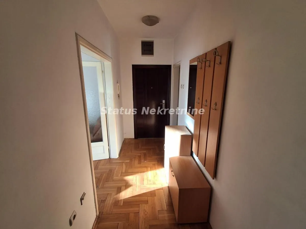 Izdavanje, dvosoban stan, 75m², Podbara, Novi Sad Sve Podlokacije