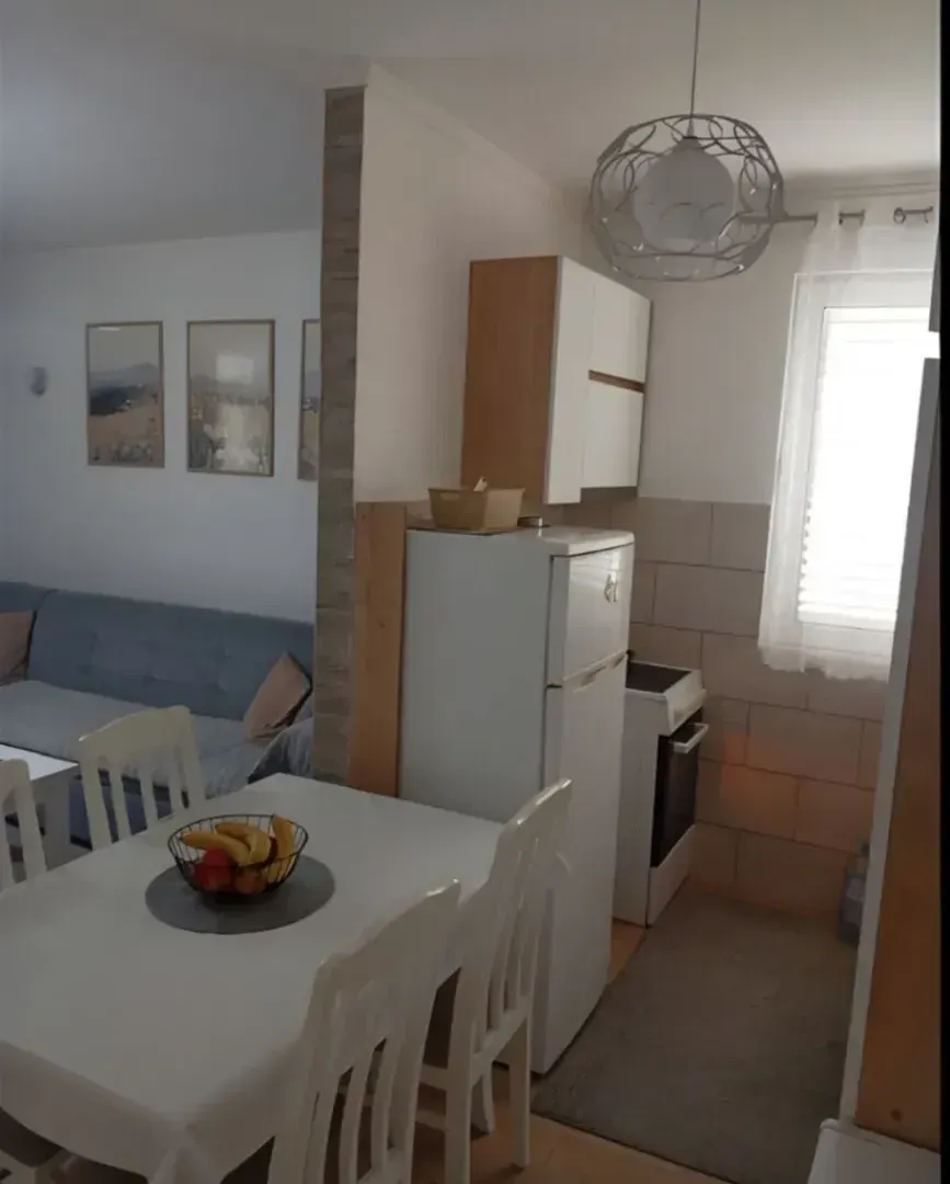 Prodaja, dvosoban stan, 48m², Sveta Vrača, Kotor
