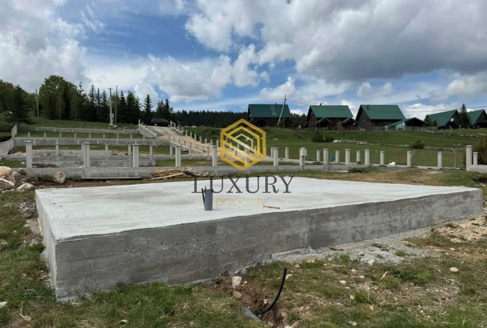 Prodaja, plac, 410m², Motički gaj, Žabljak