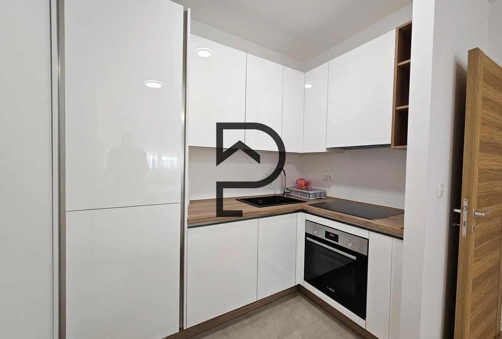 Prodaja, jednosoban stan, 44m², New City, Podgorica