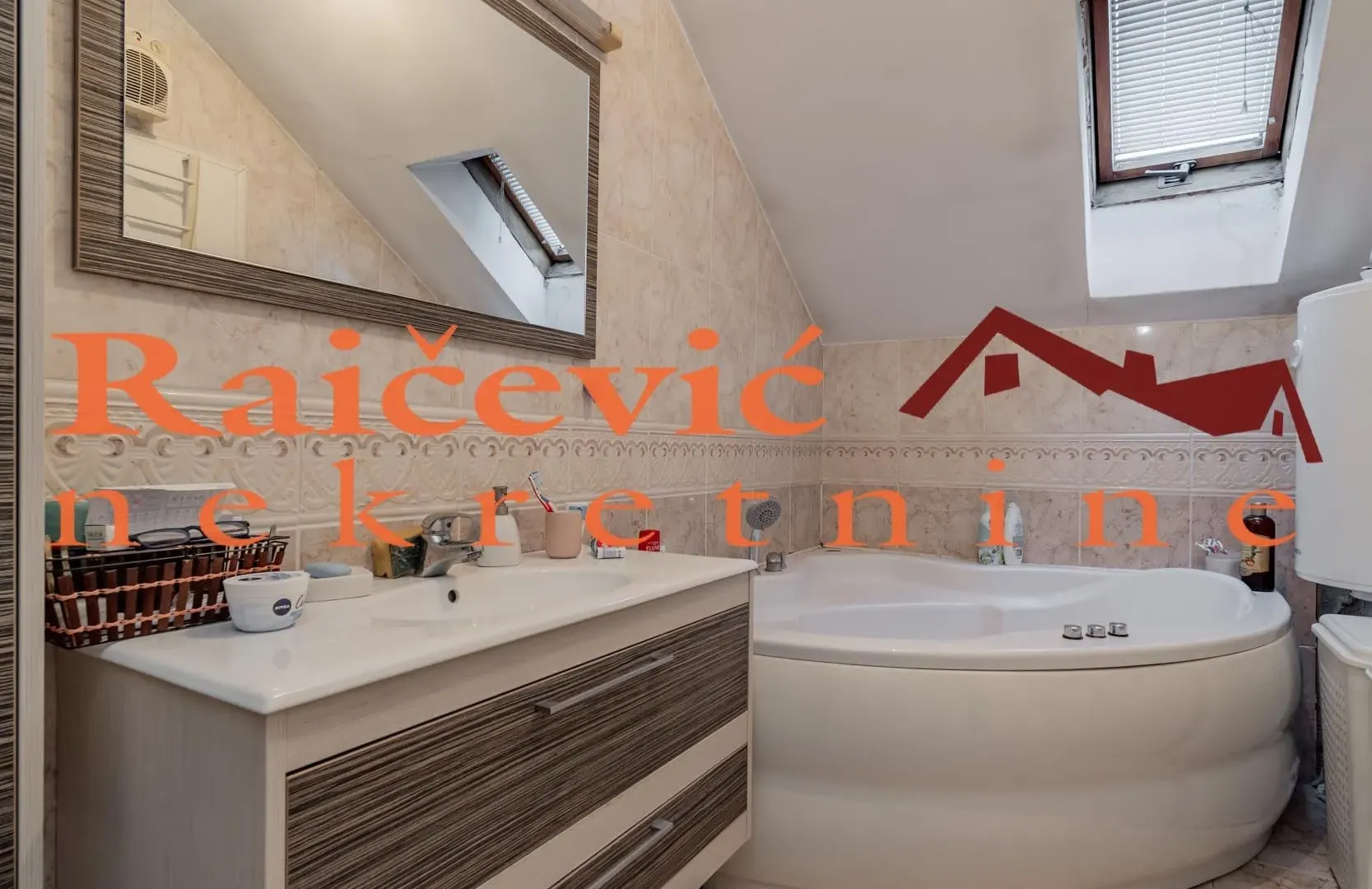 Prodaja, četvorosoban stan, 202m², Savski Venac, Beograd