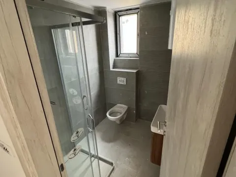 Prodaja, četvorosoban stan, 75m², Centar, Niš - image 8