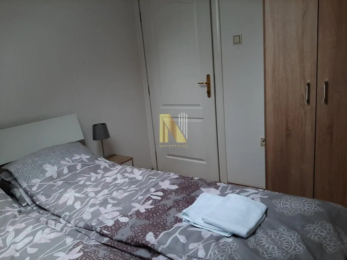 Izdavanje, dvosoban stan, 43m², Sajmište, Novi Sad