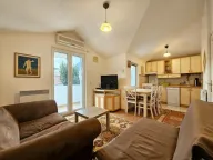 Rent, one bedroom apartment, 38m², Lazi, Budva - image 2