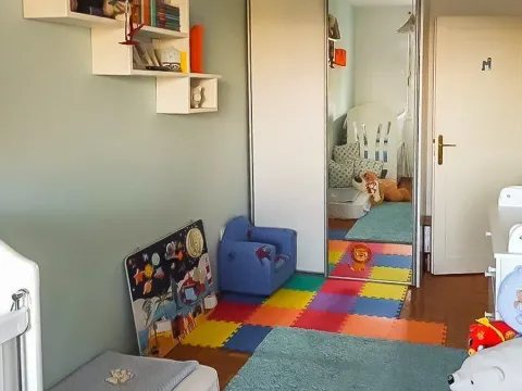 Izdavanje, trosoban stan, 80m², Centar, Podgorica - image 8