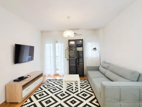 Sale, one bedroom apartment, 43m², Stari Aerodrom, Podgorica - image 5