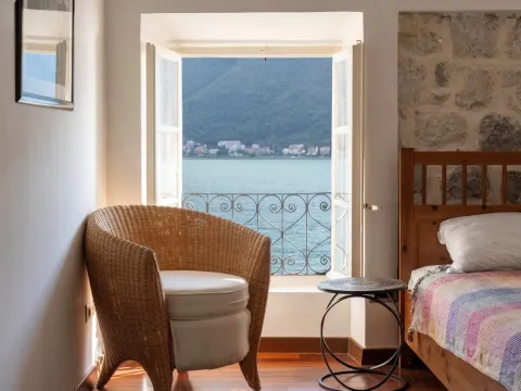 Sale, house, 160m², Perast, Kotor - image 17