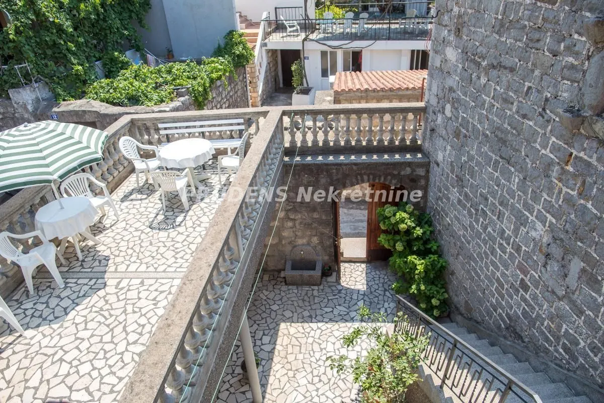 Sale, house, 210m², Bečići, Budva