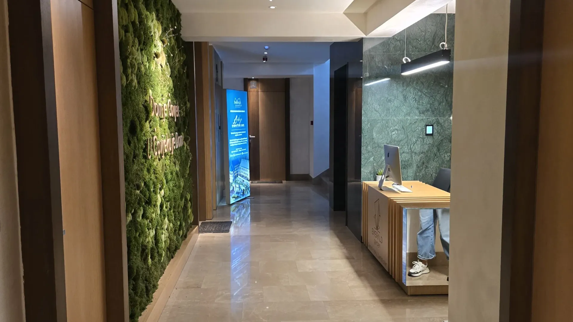 Izdavanje, trosoban stan, 85m², Vezirov Most, Podgorica