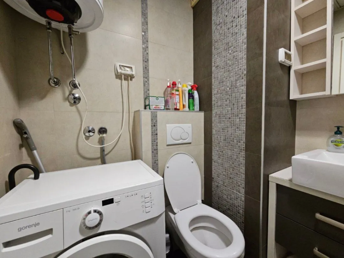 Izdavanje, dvosoban stan, 72m², City Kvart, Podgorica