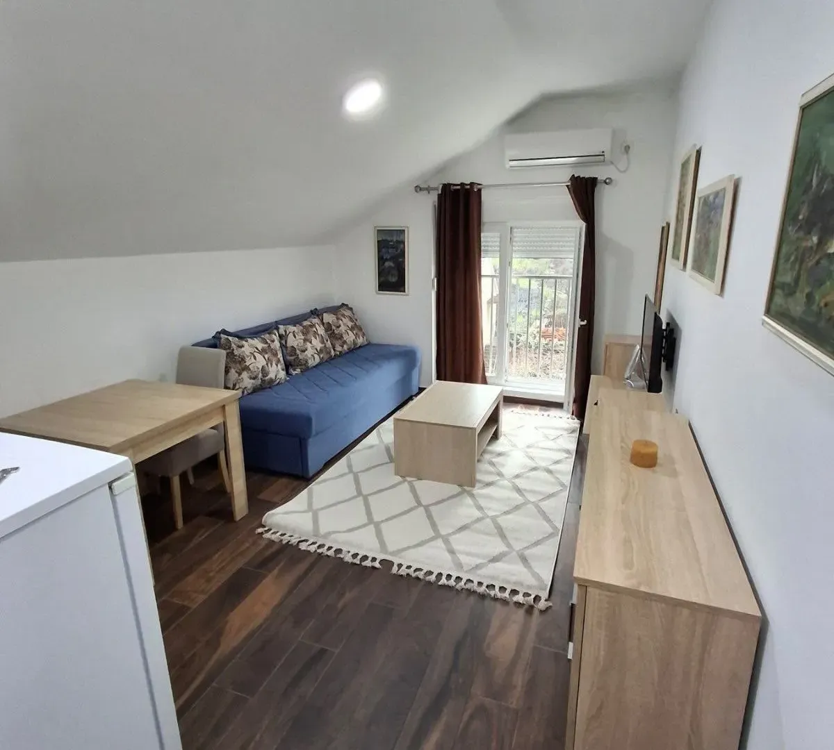 Izdavanje, garsonjera, 25m², Dalmatinska ulica, Podgorica