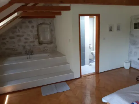 Prodaja, kuća, 260m², Morinj, Kotor - image 19