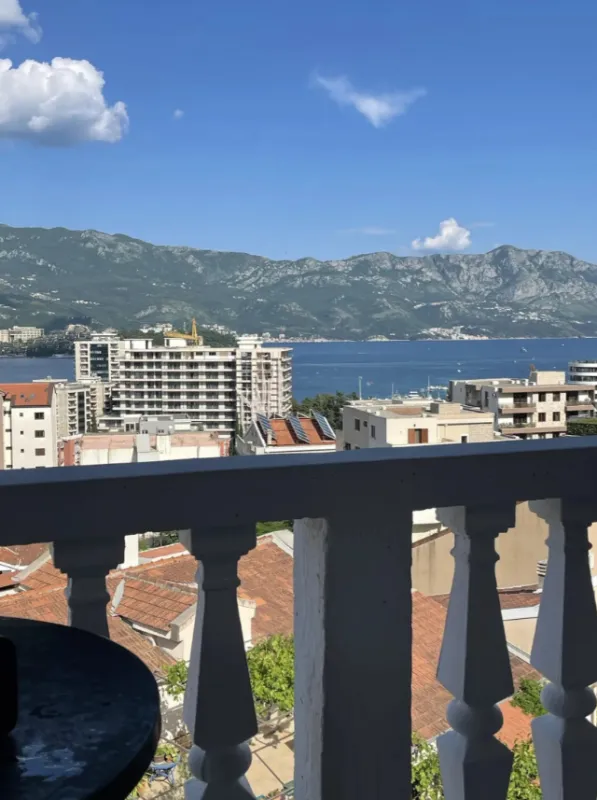 Prodaja, trosoban stan, 90m², Babin Do, Budva