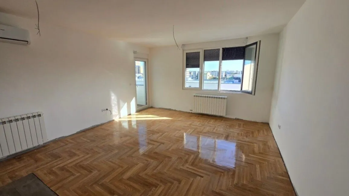 Prodaja, četvorosoban stan, 95m², Vračar Centar, Vračar Sve Podlokacije