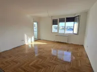 Prodaja, četvorosoban stan, 95m², Vračar Centar, Vračar Sve Podlokacije - image 1