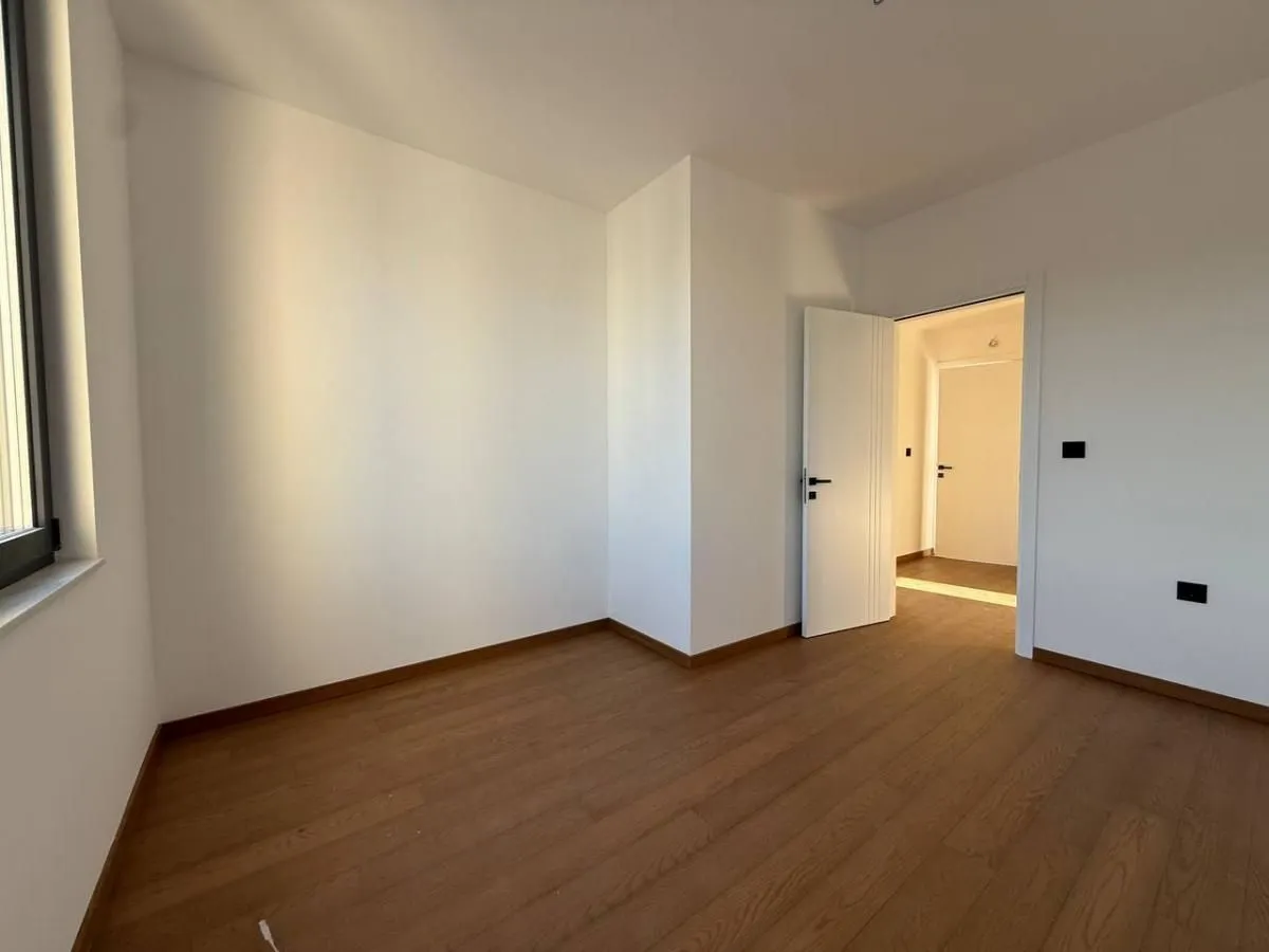 Prodaja, stan, 135m², Bulevar patrijarha Pavla, Novi Sad Sve Podlokacije