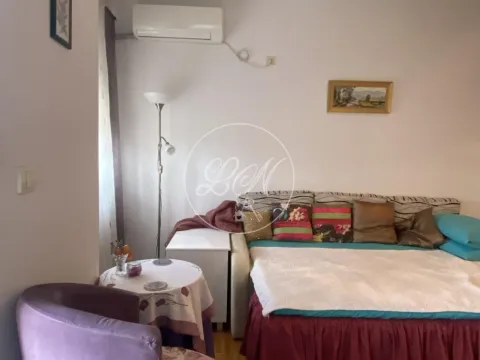 Sale, one bedroom apartment, 33m², Zemun Gornji Grad, Zemun Sve Podlokacije - image 9