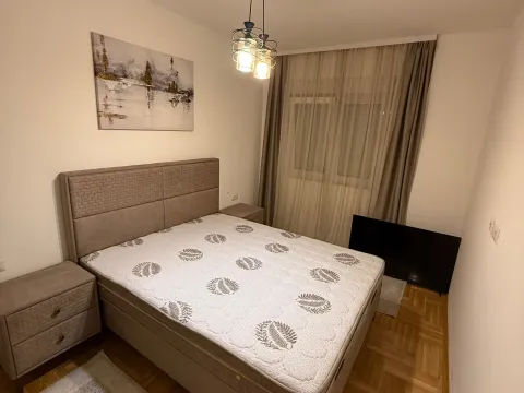 Prodaja, jednosoban stan, 47m², Stari Aerodrom, Podgorica - image 4