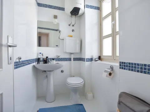 Sale, three bedroom apartment, 86m², Stari Grad, Budva - image 7