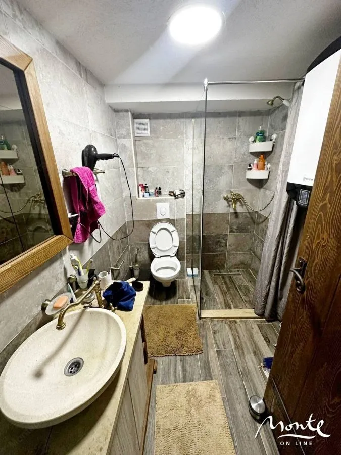 Prodaja, jednosoban stan, 57m², Tivat, Crna Gora
