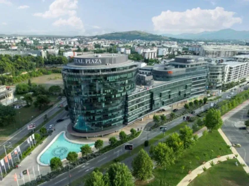 Izdavanje, dvosoban stan, 58m², City Kvart, Podgorica