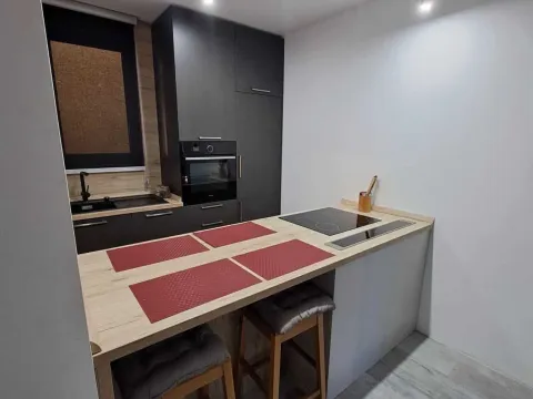 Rent, one bedroom apartment, 40m², Bečići, Budva - image 5