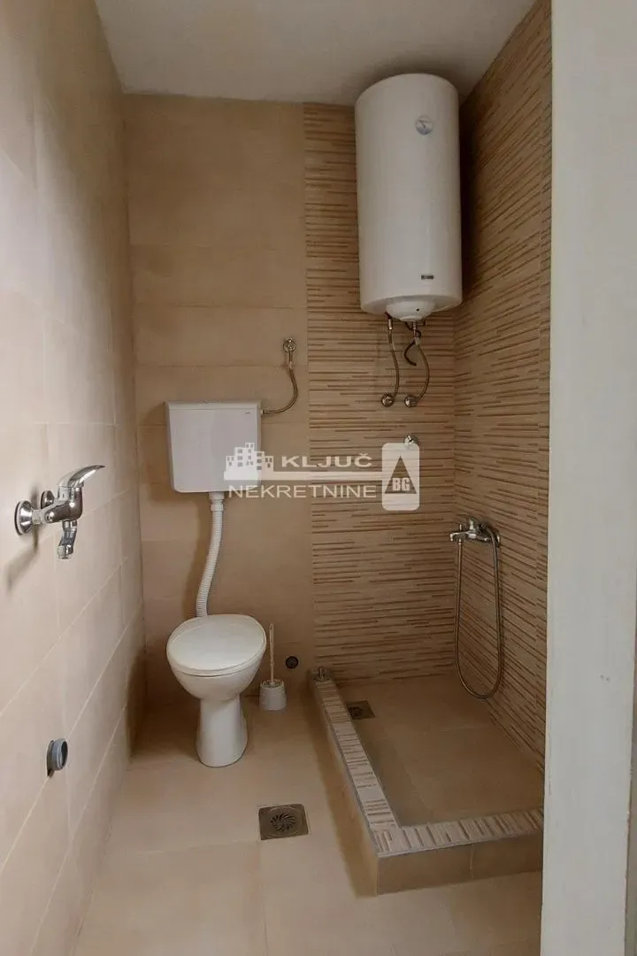 Prodaja, kuća, 100m², Voždovac Sve Podlokacije, Beograd
