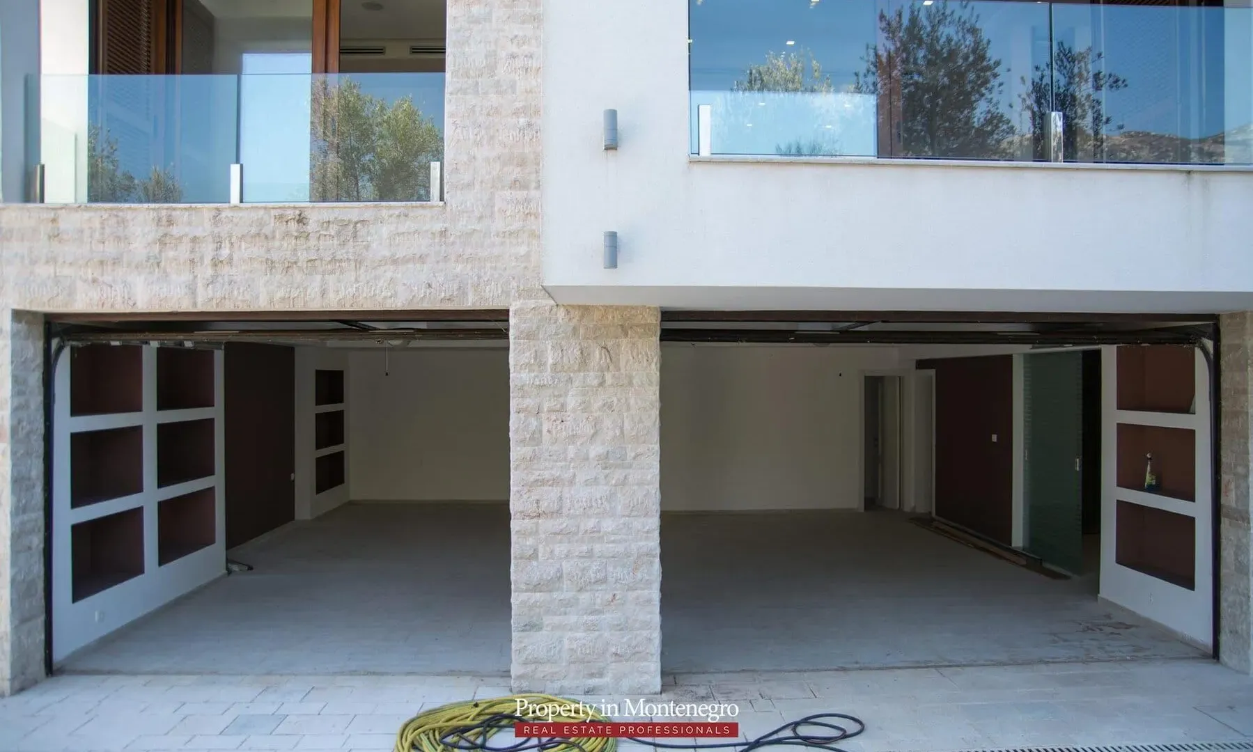 Prodaja, kuća, 585m², Stoliv, Kotor