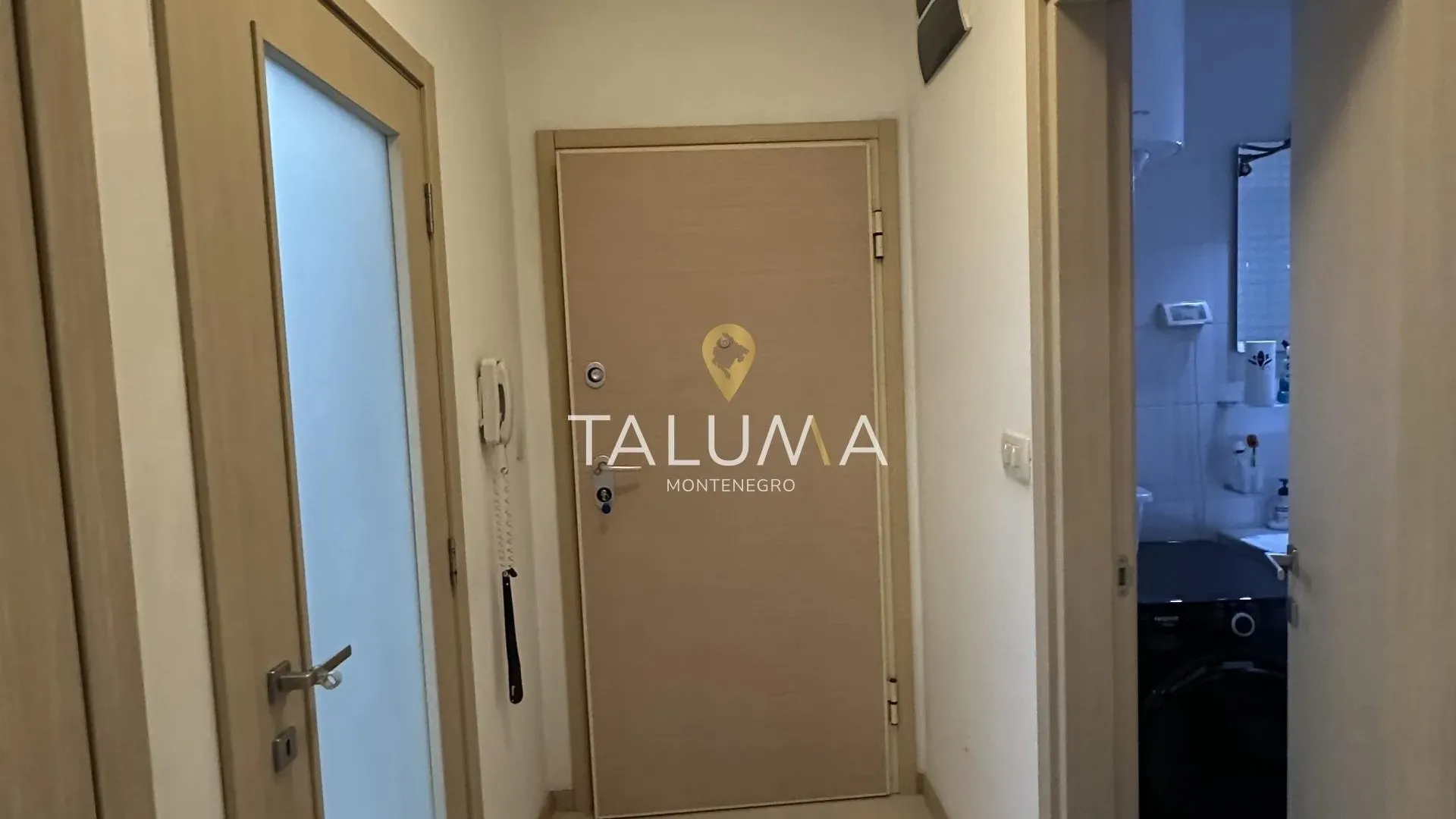 Prodaja, jednosoban stan, 53m², City Kvart, Podgorica