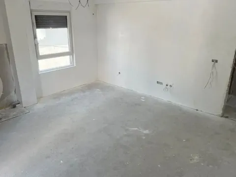 Prodaja, jednosoban stan, 55m², Momišići, Podgorica - image 2
