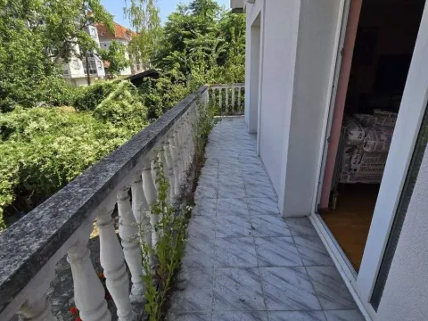Sale, apartment, 245m², Banovo Brdo, Beograd - image 19