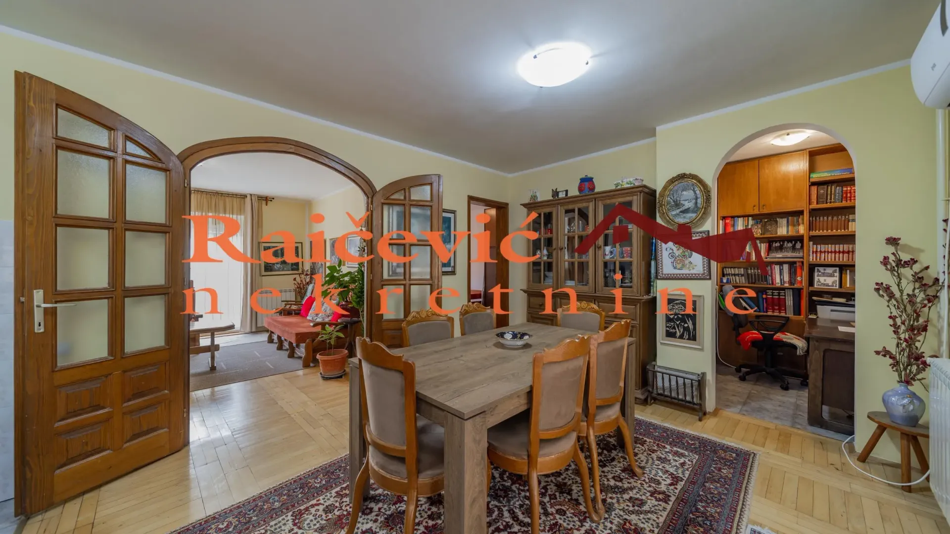 Prodaja, kuća, 263m², Vrnjačka Banja, Srbija