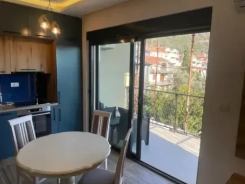 Izdavanje, stan, 50m², Mažina, Tivat - image 2
