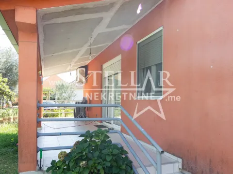 Izdavanje, kuća, 100m², Dajbabe, Podgorica - image 16