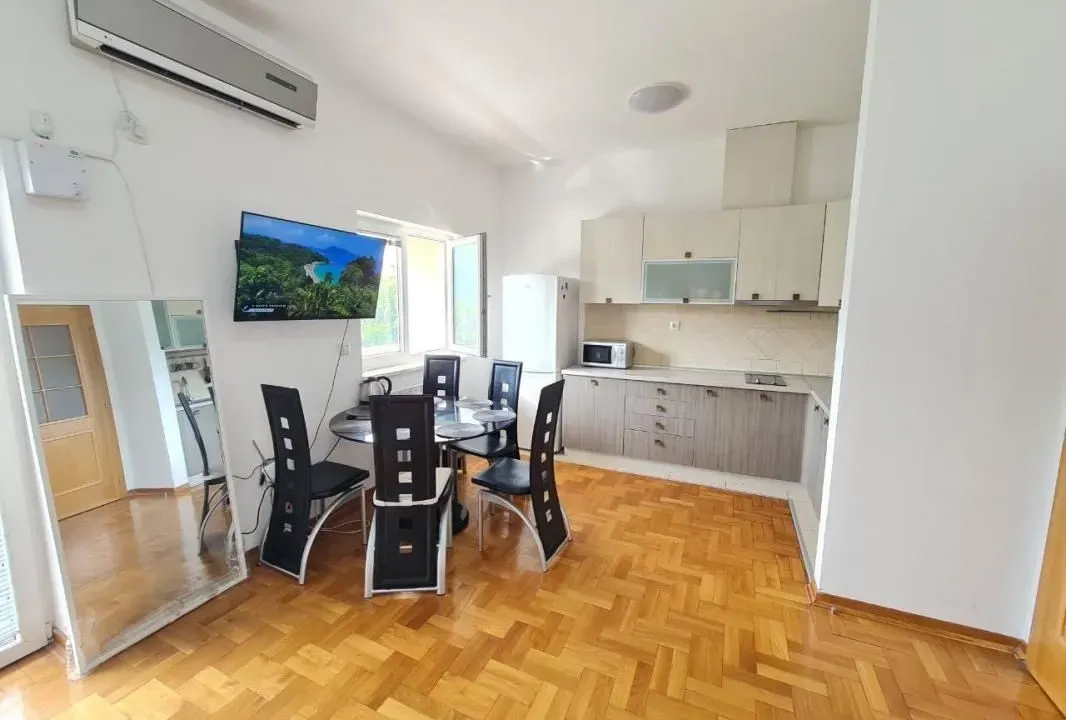 Sale, two bedroom apartment, 88m², Đenovići, Herceg Novi