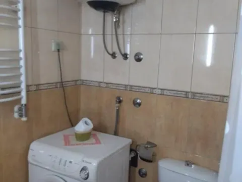 Izdavanje, dvosoban stan, 75m², Preko Morače, Podgorica - image 2