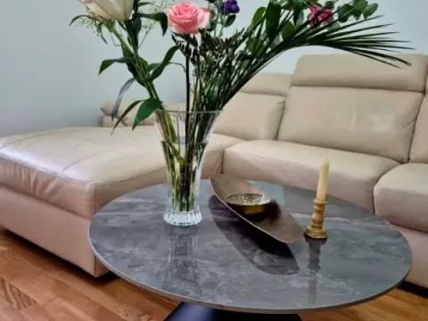 Sale, one bedroom apartment, 43m², Bečići, Budva - image 2