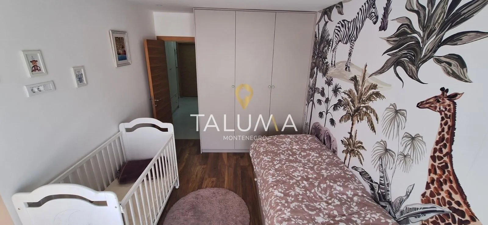 Prodaja, trosoban stan, 89m², Centar, Podgorica