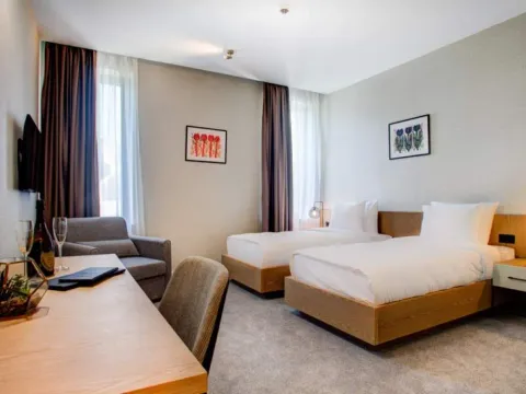 Prodaja, ugostiteljski objekat, 2800m², Danilovgrad, Crna Gora - image 44